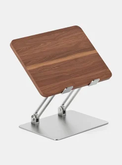 Adjustable laptop stand