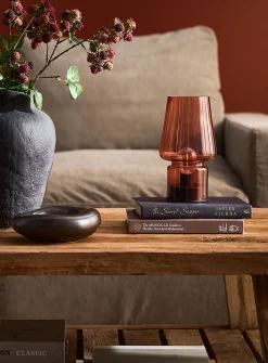 Amber retro-style portable open lamp