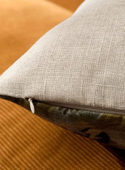 Ancient flowers removable-cover cushion