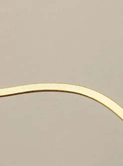 Baby Sleeping Venus necklace
