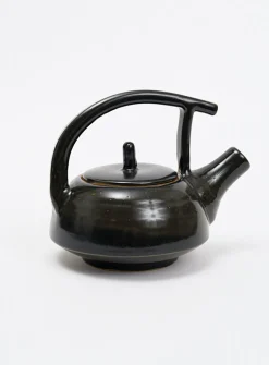 Bauhaus teapot