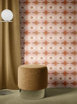 Begonia wallpaper strip