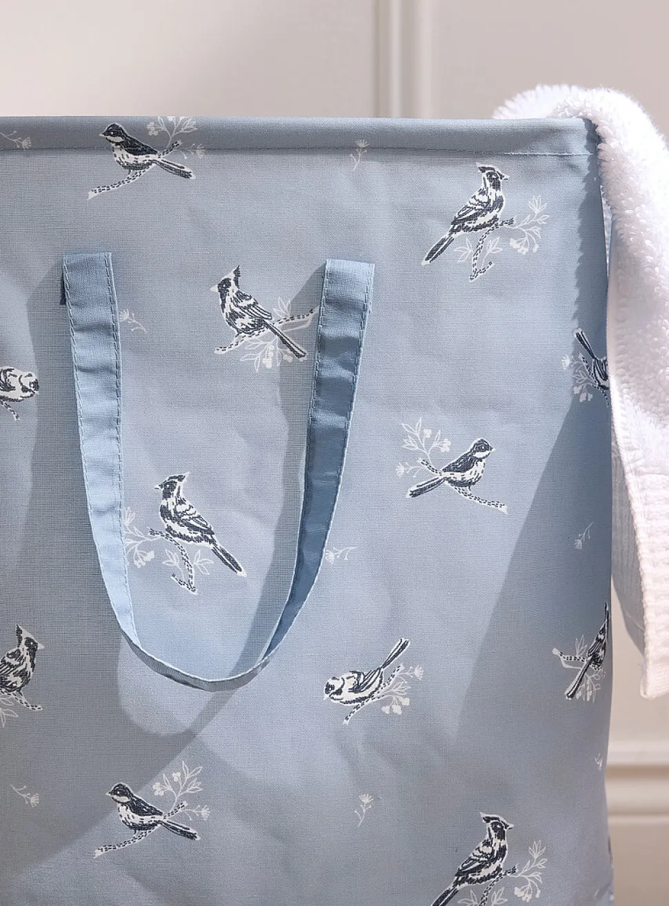 Blue birds laundry basket