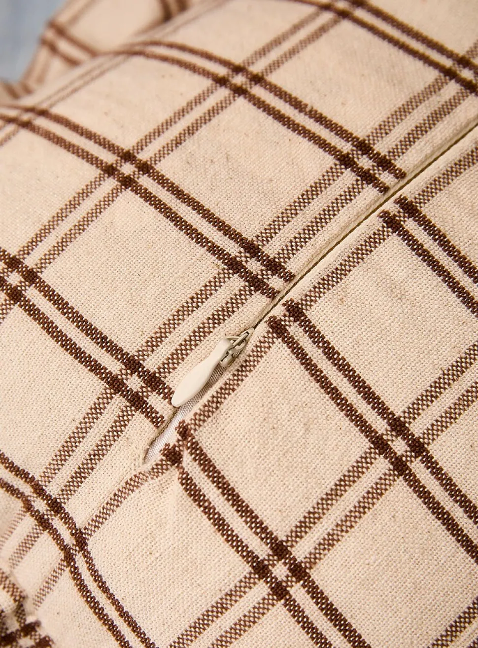Checkered ruffled linen-blend cushion