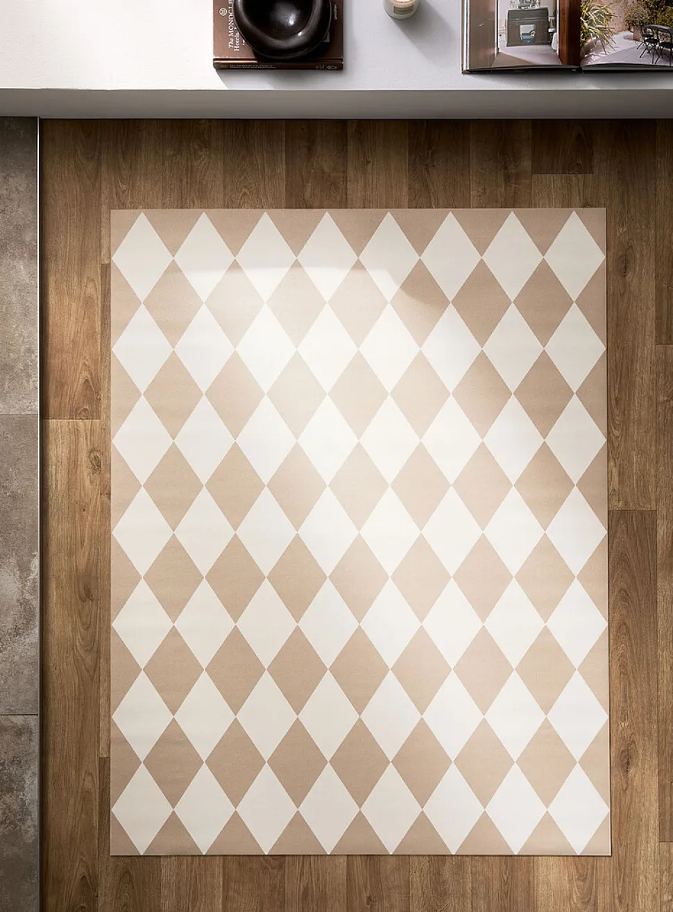Coffee and cream diamond vinyl mat