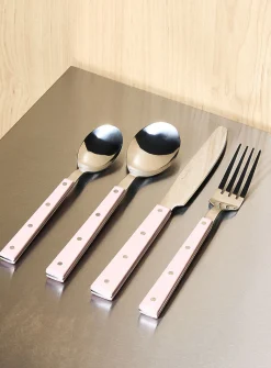 Colourful utensils