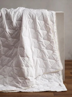 Cotton and wool duvet