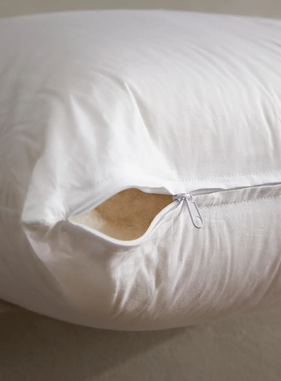 Cotton and wool pillow