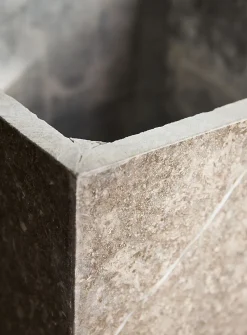 Cubicule Milan marble side table