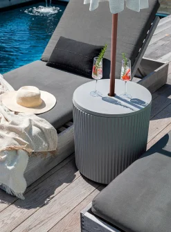 Demi grooved umbrella side table