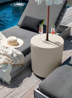 Demi grooved umbrella side table