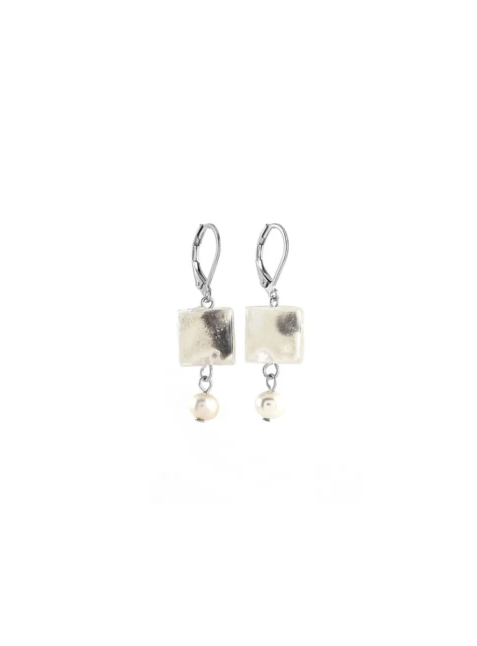 Dorado pearls and iridescent glass earrings