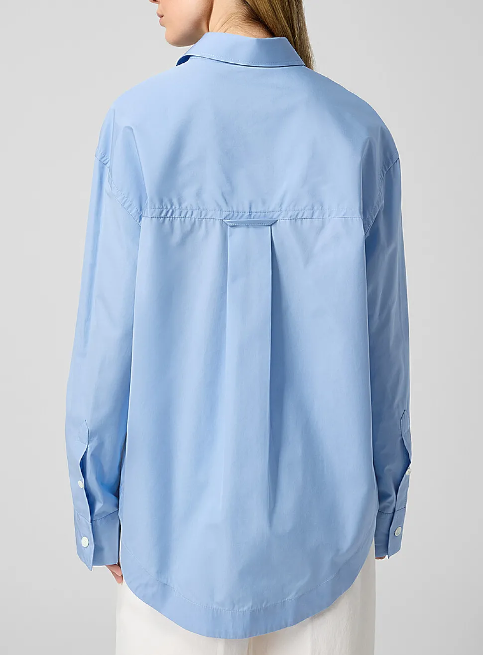 Embossed logo loose shirt