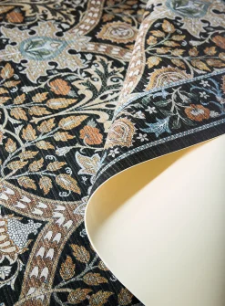 Everly large rug