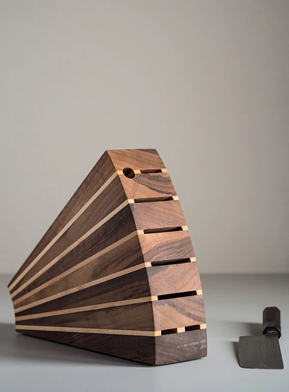 Fan knife block