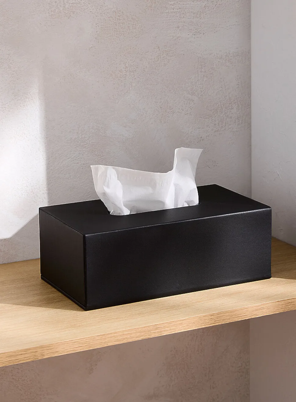 Faux-leather tissue box cover