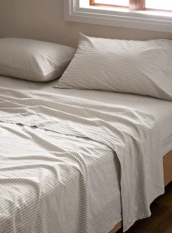 Fine stripe pure organic cotton sheet set