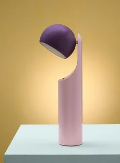 Geometric articulated portable lamp