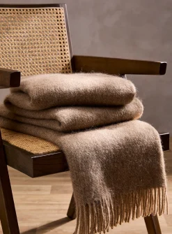 Gotland wool fringed fuzzy throw