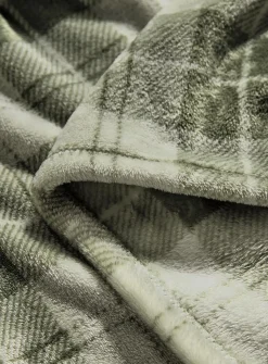 Green checkers soft plush throw