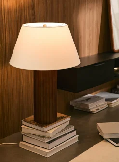 Grooved walnut table lamp