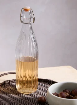 Grooved water bottle