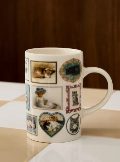 Kitten vintage frame mug