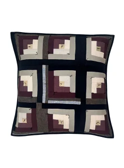 LogCabin checkers quilt cushion