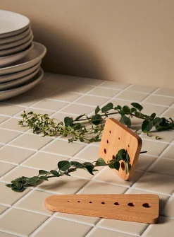 Maple wood herb stripper set