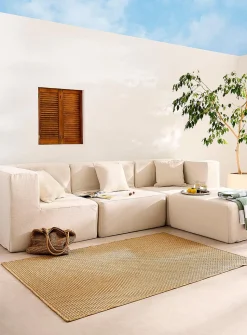 Modular outdoor HD-foam pouf