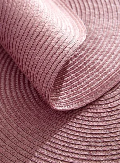 Monochrome braided placemats