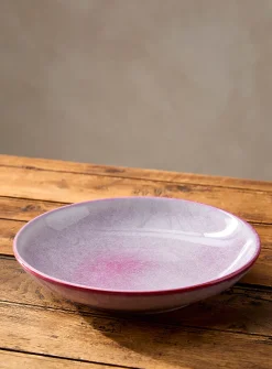 Nuanced red bowl