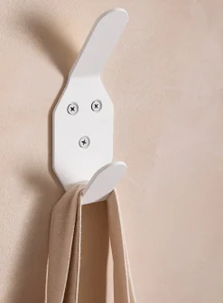 Painted aluminum monochromatic hooks