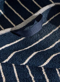 Pinstriped organic cotton towels
