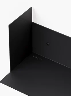 Pli folded steel wall-mounted shelf unit