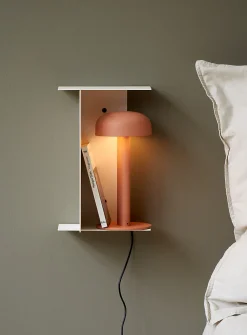 Pli folded steel wall-mounted shelf unit
