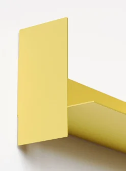 Pli folded steel wall-mounted shelf unit