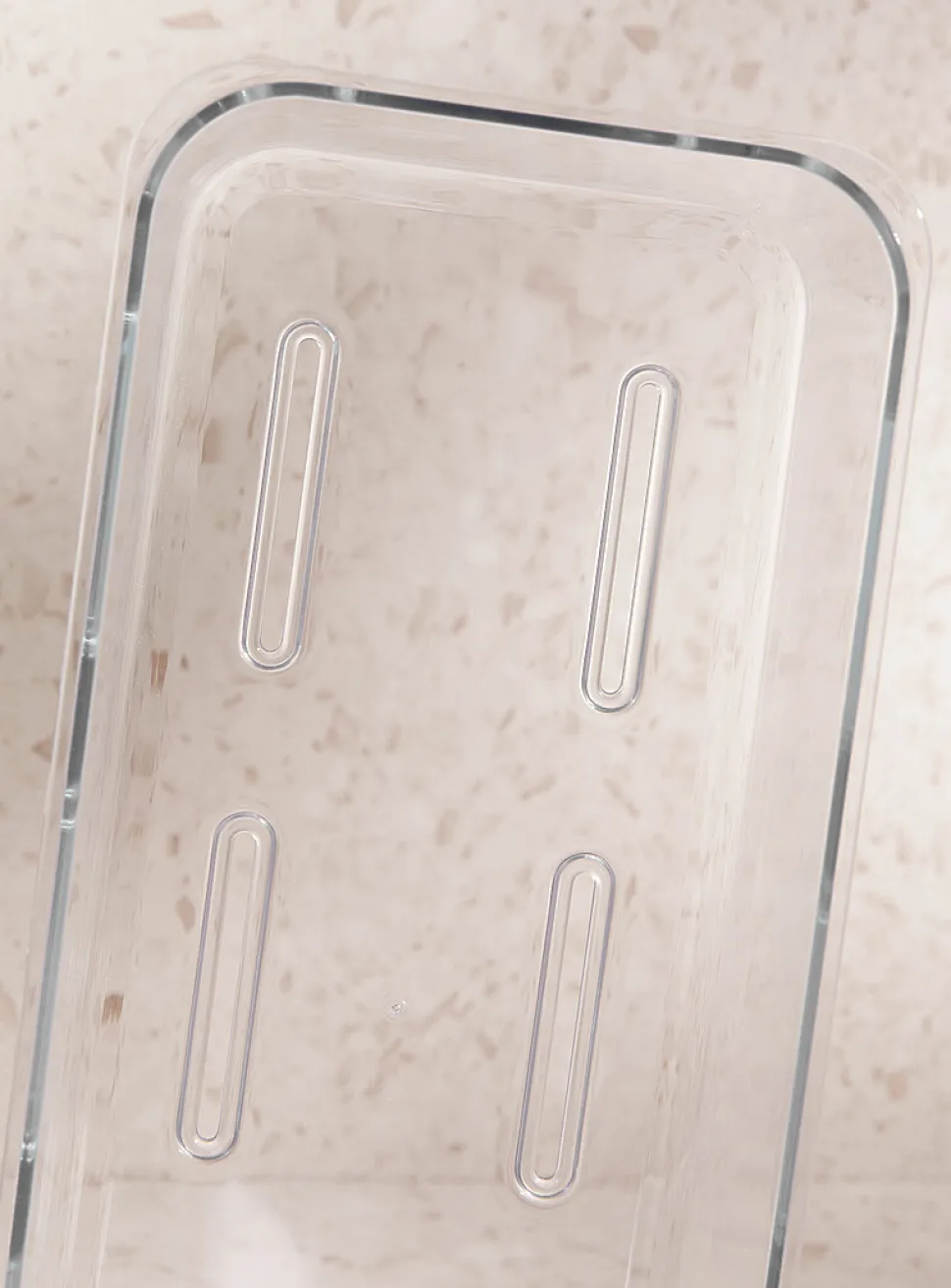 Rectangular shower basket