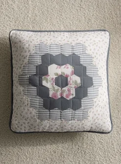 Removable-cover nostalgic floral patchwork cushion