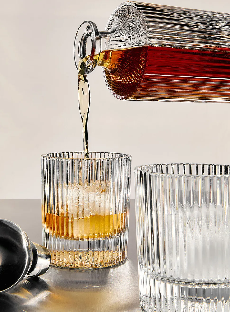 Ribbed carafe