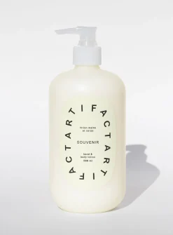 Sea kelp and green tea extracts hand and body lotion