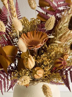 Selina vase dried flower bouquet