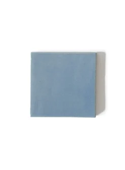 Semiporcelain letter D wall ornament