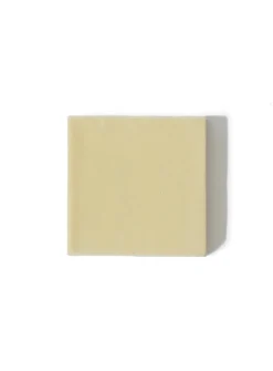 Semiporcelain letter H wall ornament