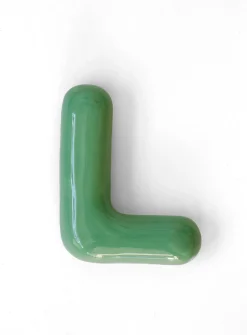 Semiporcelain letter L wall ornament