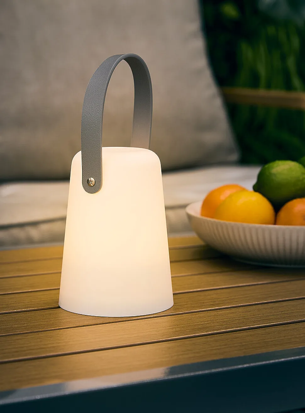 Sleek wireless indoor-outdoor lamp