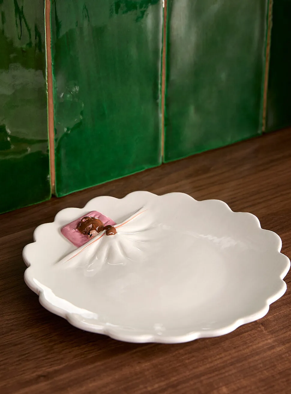 Sleepy bear cub small plate