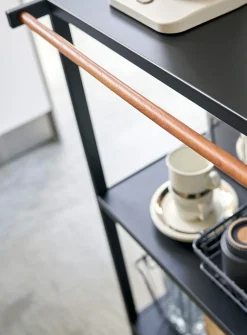 Small three-level storage solution