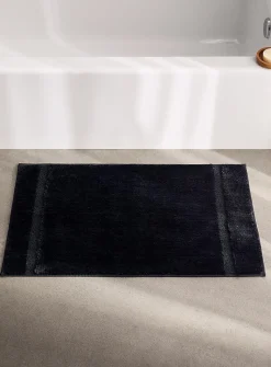 Soft plush bath mat