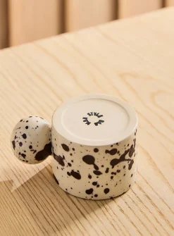 Speckled ball handle mug
